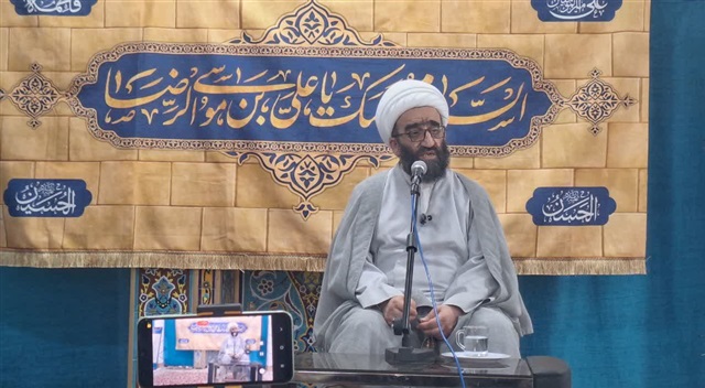 تأکید حجت‌الاسلام والمسلمین زمانی‌فرد بر خودسازی، معرفت‌افزایی و دعا برای فرج به عنوان وظایف طلاب در عصر غیبت