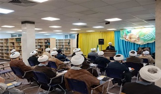 بررسی میدانی نظام جامع آموزش در نشست اساتید حوزه خراسان